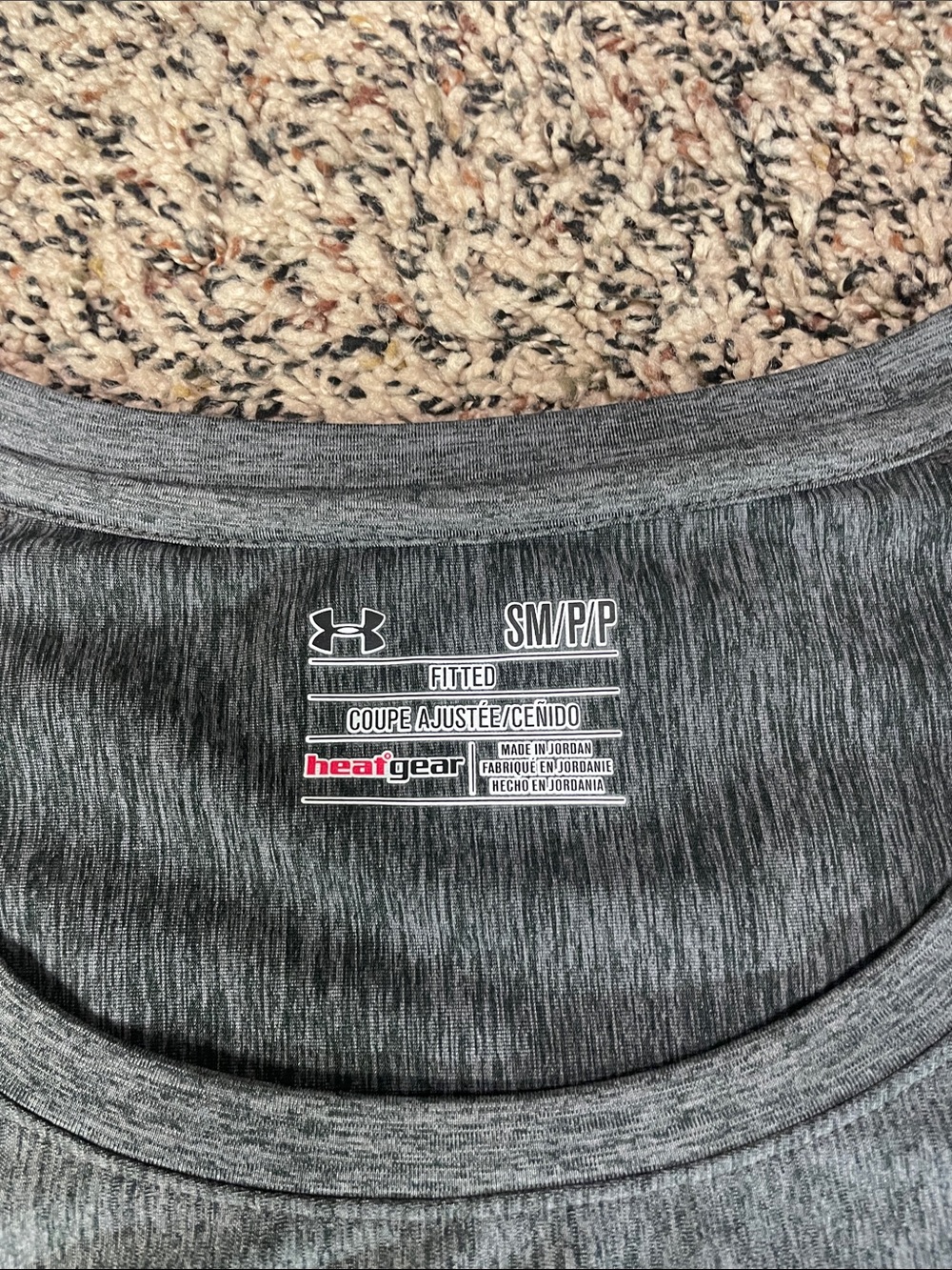 Under Armour Dark Gray Heather Long Sleeve Performance Shirt Woman’s S EUC - Picture 3 of 3
